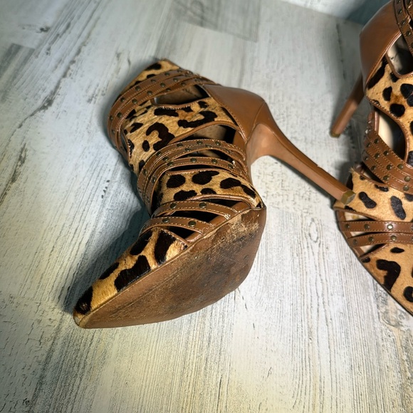 Jessica Simpson Animal Print Heels Size 7M - Picture 9 of 16